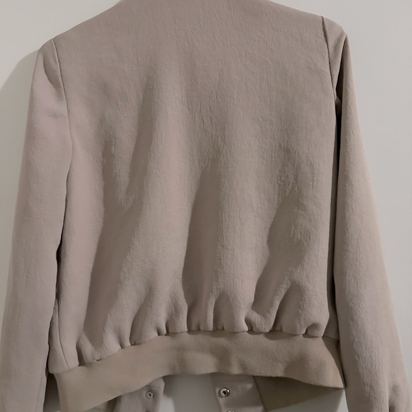 Aritzia Wilfred Poussin bomber jacket XS - great condition! - Picture 11 of 11